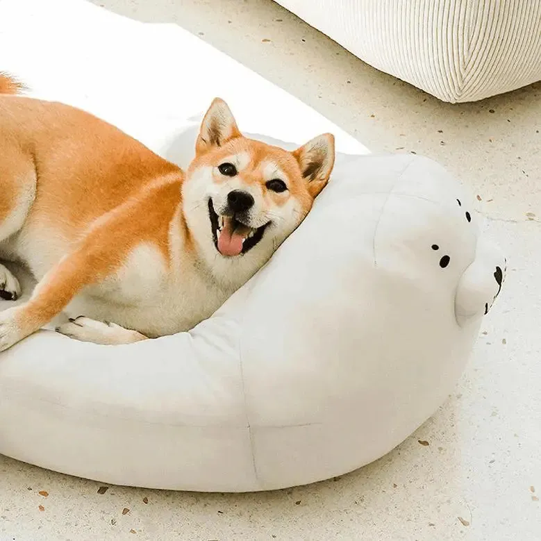 Comfortable Seal Pet Bed – A Must-Have for Pet Lovers