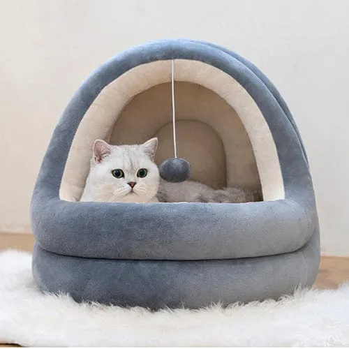 Luxurious Nesting Cave