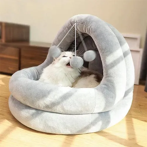 Luxurious Nesting Cave