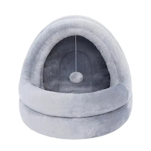 Luxurious Nesting Cave