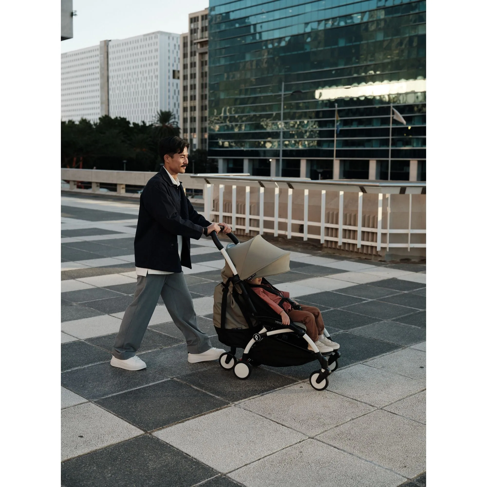 Stokke YOYO³ 0  6  Complete Baby Stroller Set - White Frame with Stone 0  Newborn Pack & 6  Color Pack